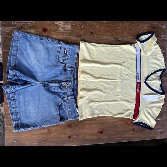 Vintage Tommy Hilfiger Y2K Womens Jean Shorts & T Shirt size 10 - Picture 5 of 10
